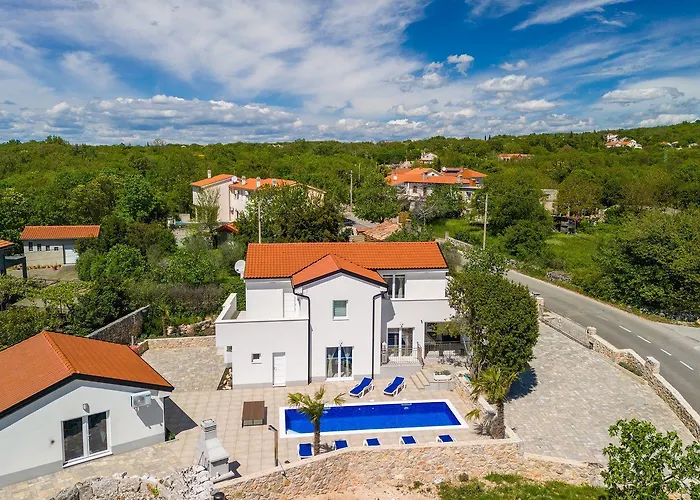 Διαμέρισμα Grosser Pool Mit Salzelektrolyse Unweit Heilschlamm Bucht Kras